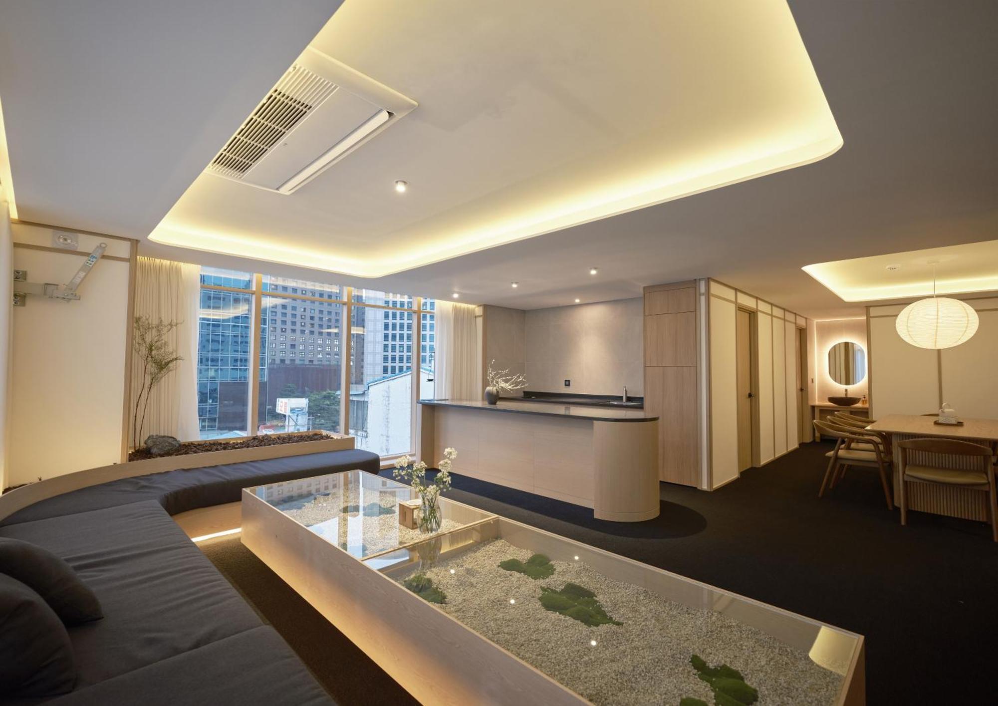 Uh Suite Seoul Deoksugung المظهر الخارجي الصورة