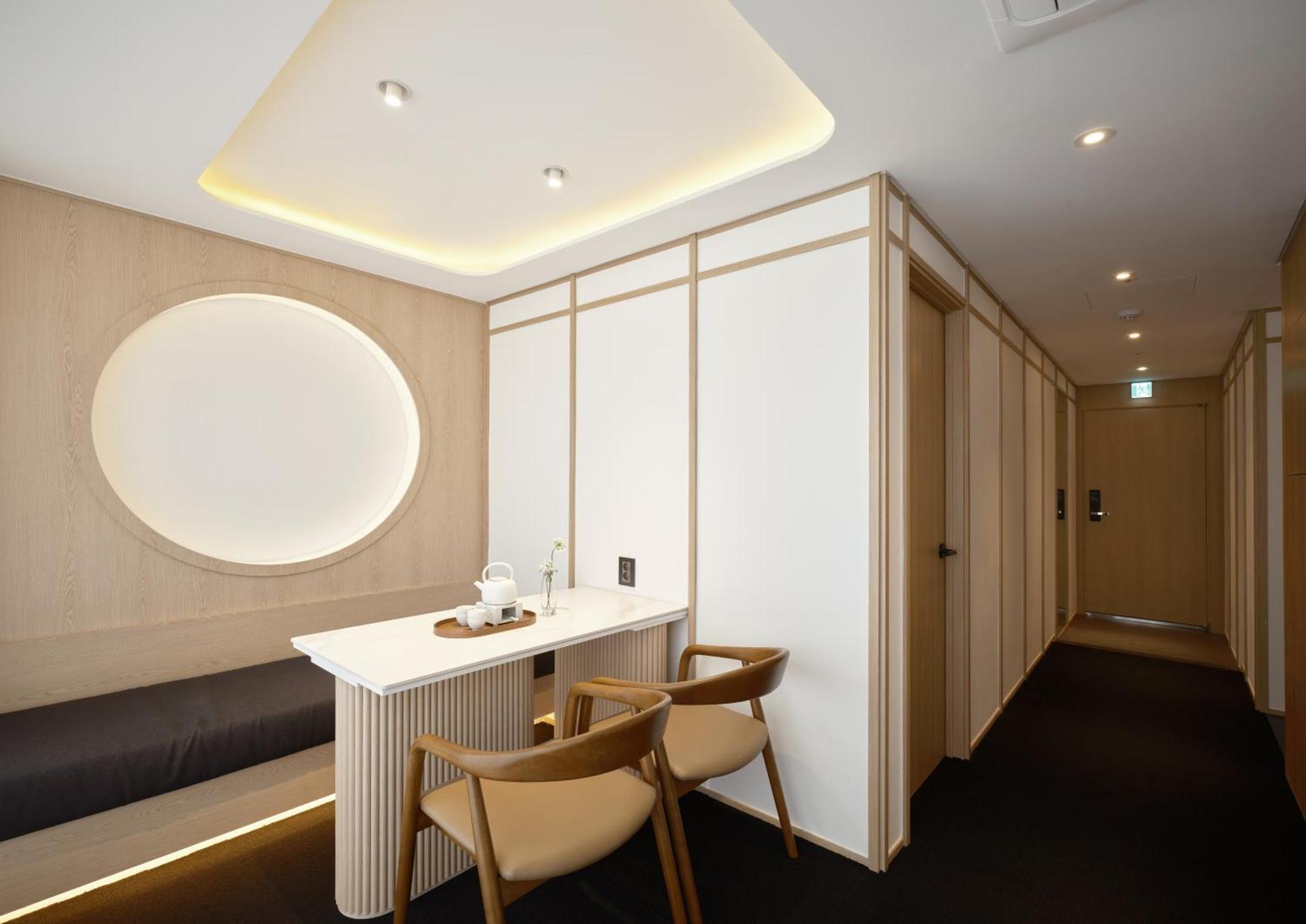 Uh Suite Seoul Deoksugung المظهر الخارجي الصورة